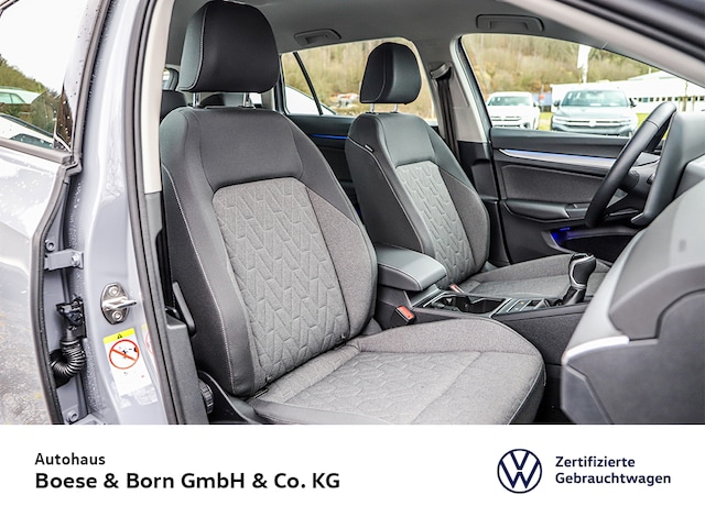 Volkswagen Golf 1.5 TSI Variant