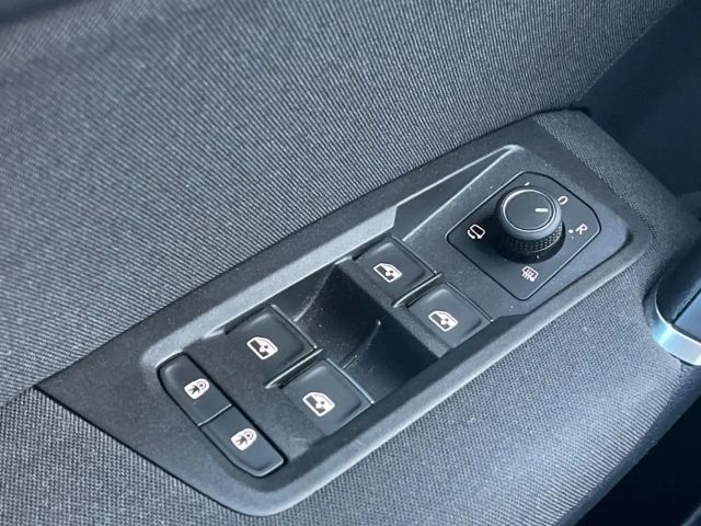 Volkswagen Touran 2.0 TDI DSG R-Line