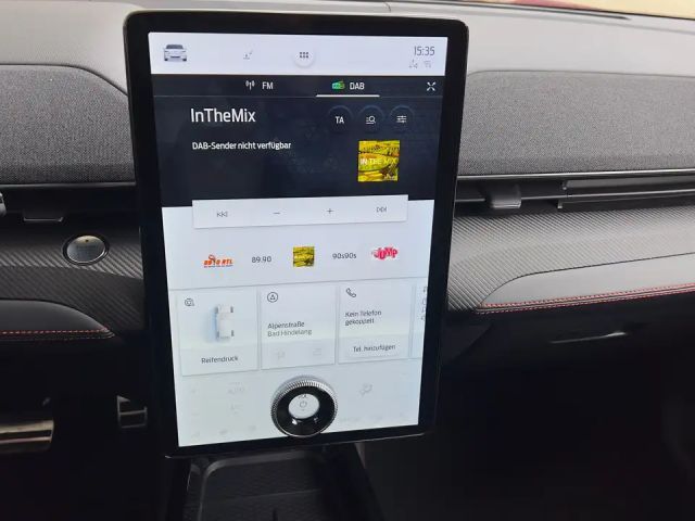 Ford Mustang Mach-E AWD Standard range