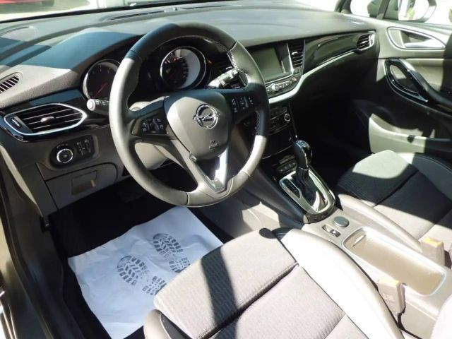 Opel Astra ASTRA 5T ELEG 1.4(107)CVT S/