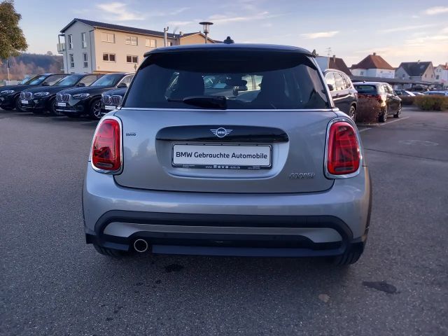 MINI Cooper Essential Trim Navi Connect Tempo DriveAss SHZ