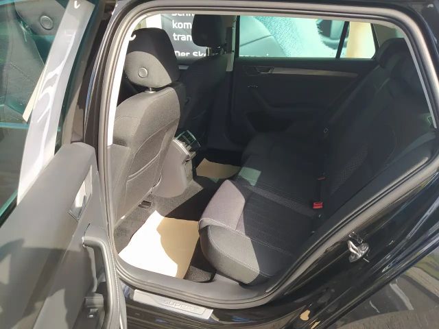 Skoda Superb 2.0 TDI Combi Style Style