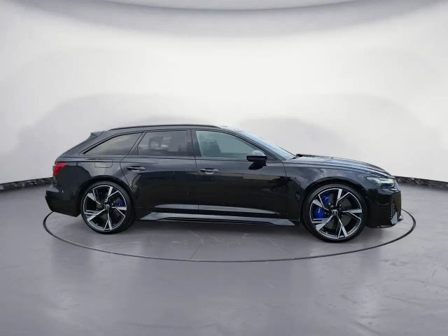 Audi RS6 Avant Quattro