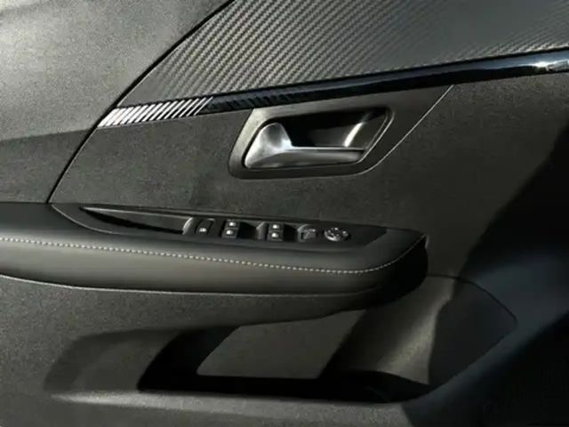 Peugeot 208 Allure Pack PureTech