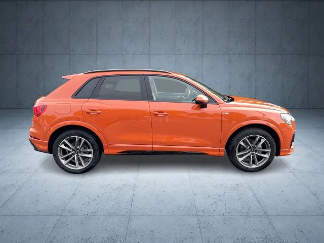 Audi Q3 35 TFSI S-Line