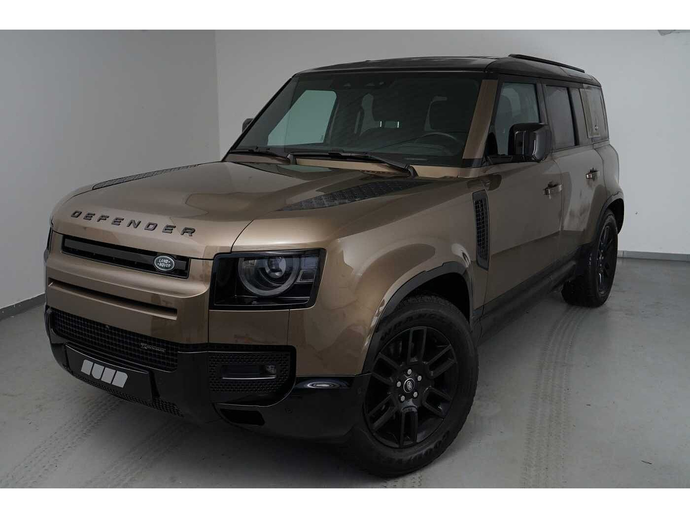 Land Rover Defender 110 Dynamic SE