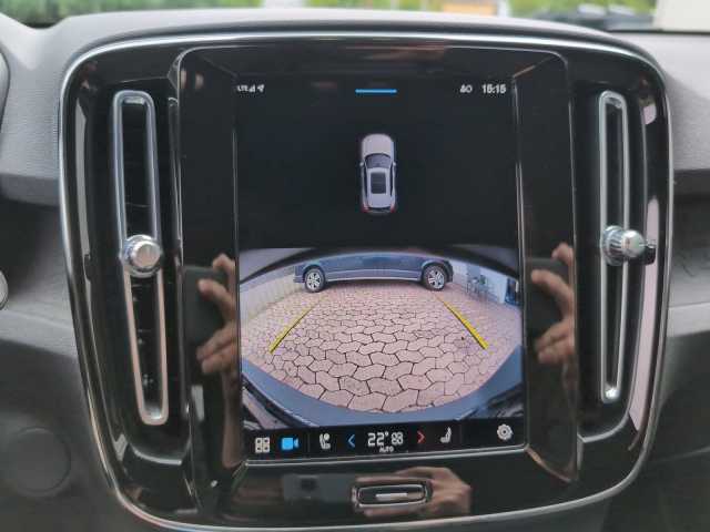Volvo XC40 +Pur+Electric+PDCv/h+abged.Scheiben+AHKsemi+
