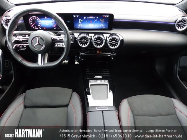 Mercedes-Benz CLA 180 AMG Line Coupé