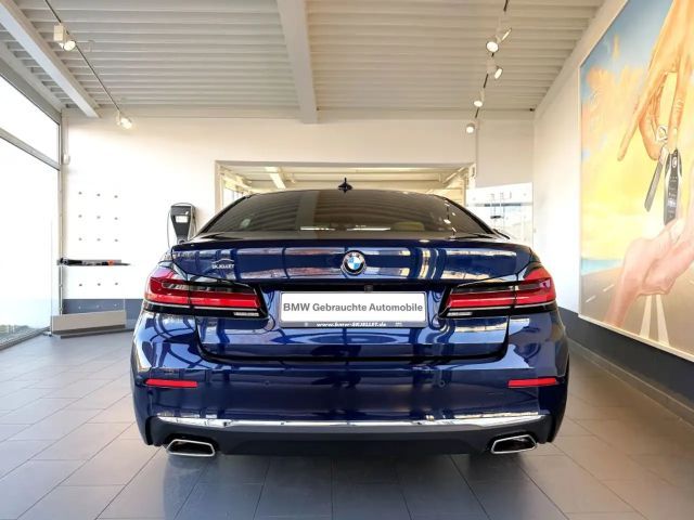 BMW 530 530d Luxury Line Sedan xDrive