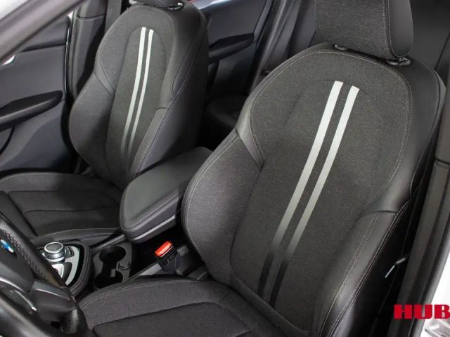 BMW 218 218d Active Tourer xDrive