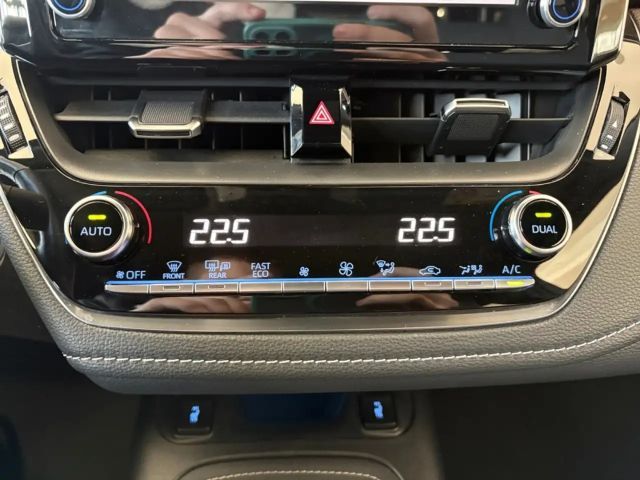 Toyota Corolla Hybride Team D