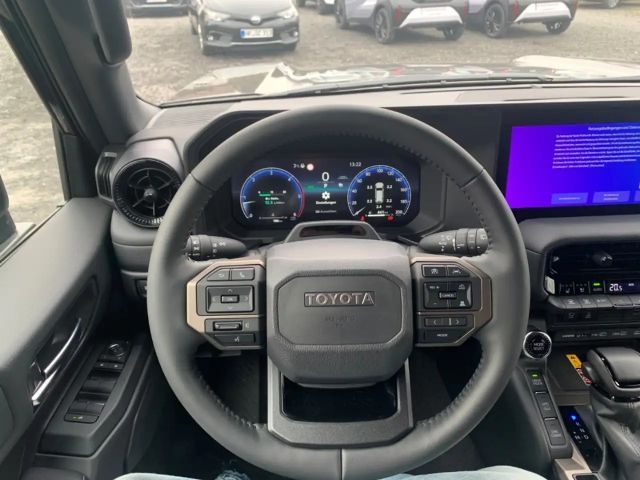 Toyota Land Cruiser Executive