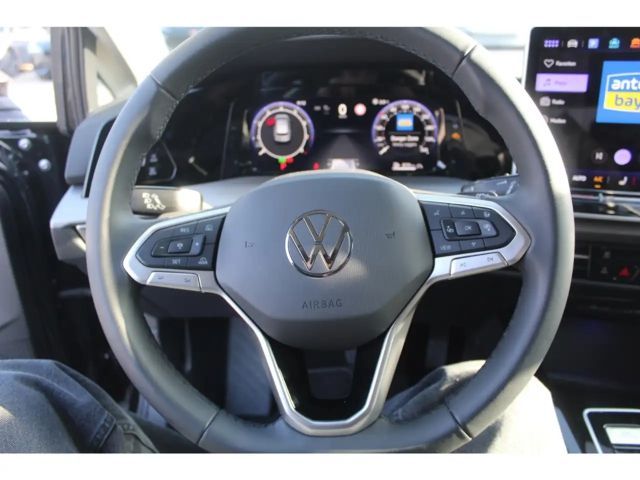 Volkswagen Golf 1.5 TSI DSG Style