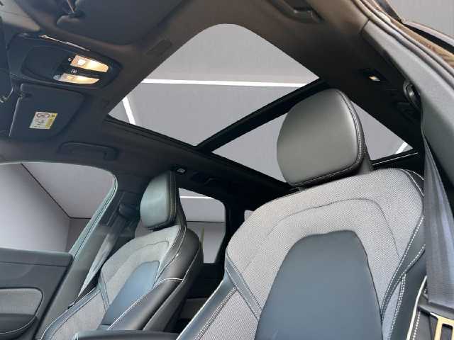 Volvo XC60 AWD Plus T6