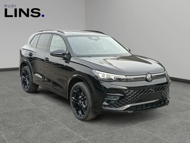 Volkswagen Tiguan 4Motion DSG R-Line