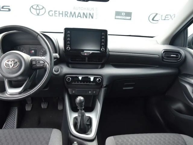 Toyota Yaris Club Hatchback