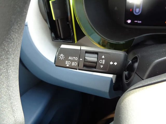 Fiat Grande Panda Hybrid 100 6-Gang eDCT Icon