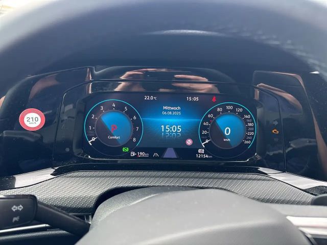 Volkswagen Golf R-Line Variant