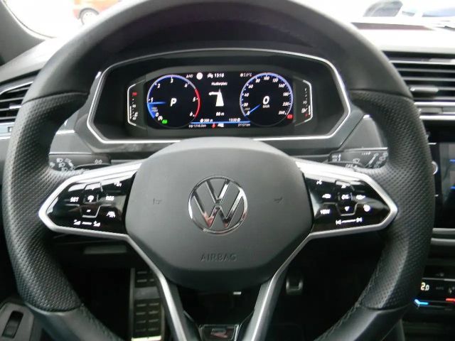 Volkswagen Tiguan DSG R-Line Style
