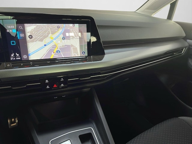 Volkswagen Golf 1.5 eTSI DSG Golf VIII Life