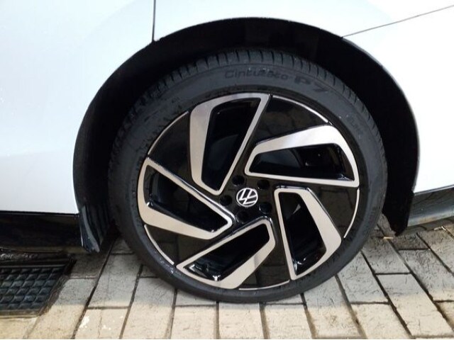 Volkswagen ID.7 IQ.Drive Pro Tourer