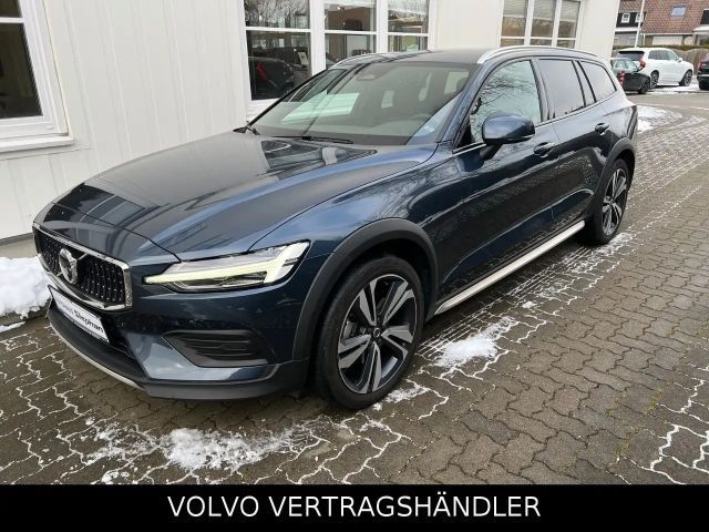Volvo V60 Cross Country AWD Bright Plus