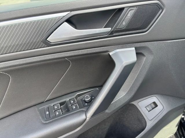 Volkswagen Tiguan 1.5 TSI DSG R-Line