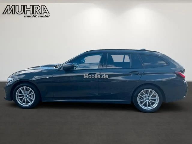 BMW 330 330d M-Sport Touring xDrive