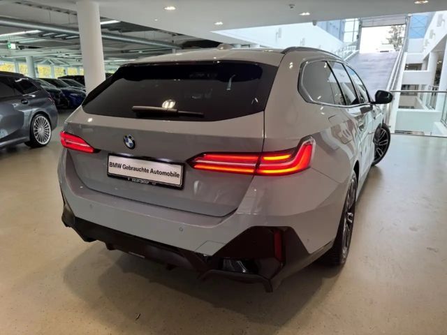 BMW 520 520d M-Sport Touring