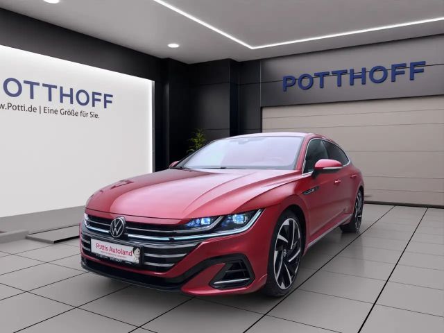 Volkswagen Arteon 2.0 TSI DSG R-Line