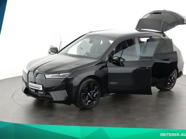 BMW iX xDrive50