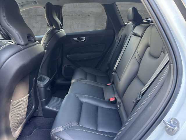 Volvo XC60 AWD Dark Plus T6