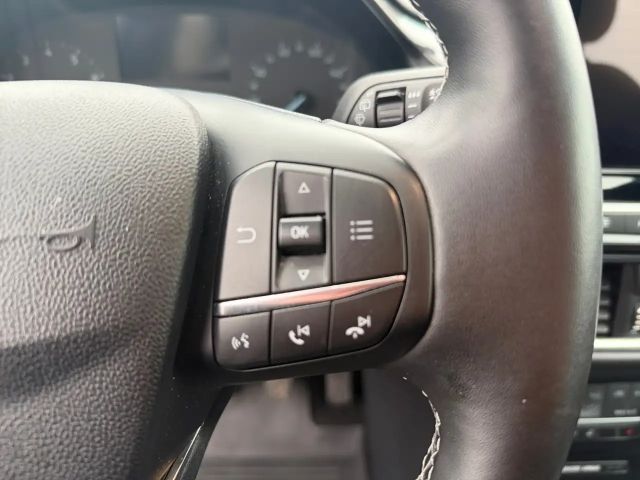 Ford Puma EcoBoost Titanium