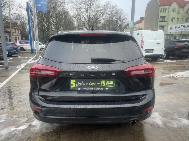 Ford Focus Titanium Wagon