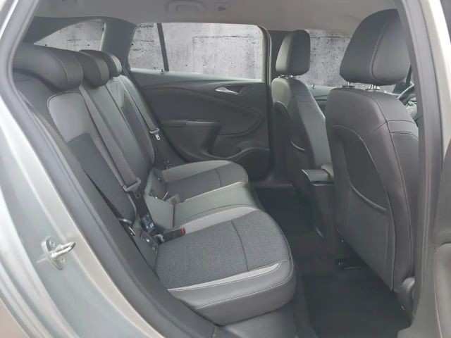 Opel Astra Sports Tourer