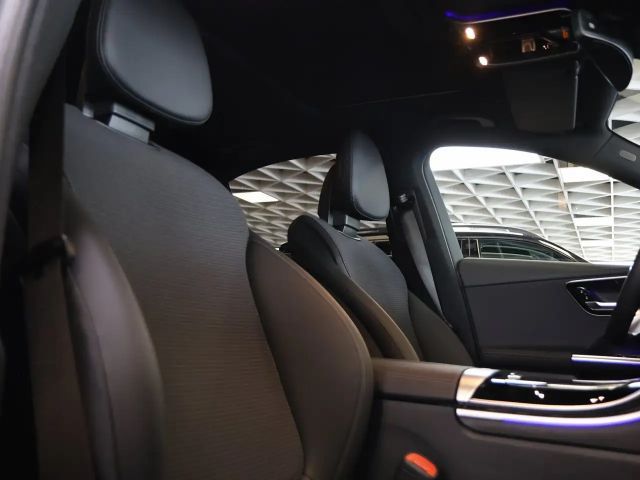 Mercedes-Benz C 200 AVANTGARDE C 200 d Sedan