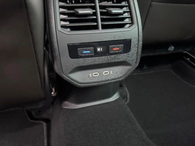 Seat Leon 2.0 TDI DSG Xcellence