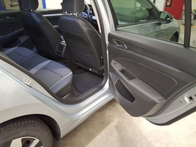 Volkswagen Golf 2.0 TDI DSG Golf VIII Variant