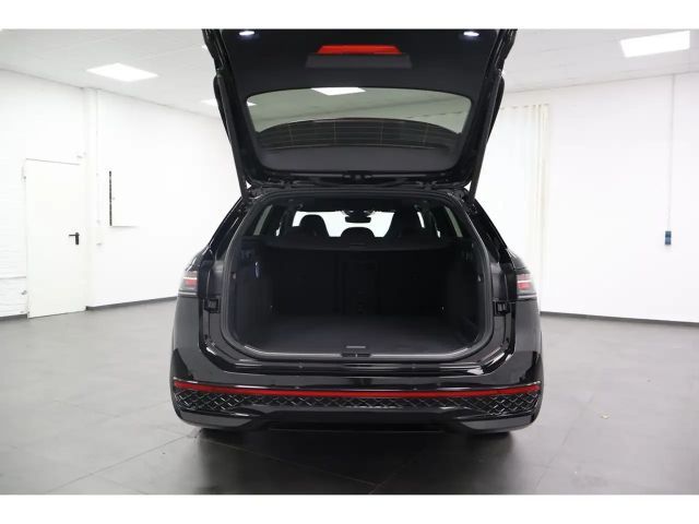 Volkswagen Passat 2.0 TDI R-Line Variant