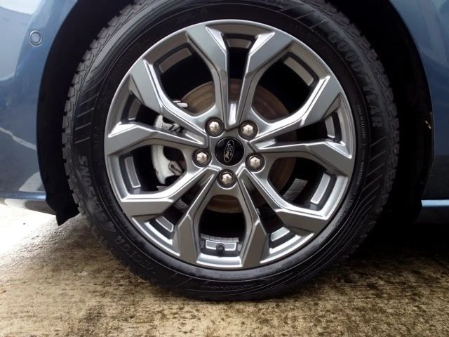 Ford Focus EcoBoost ST Line Wagon