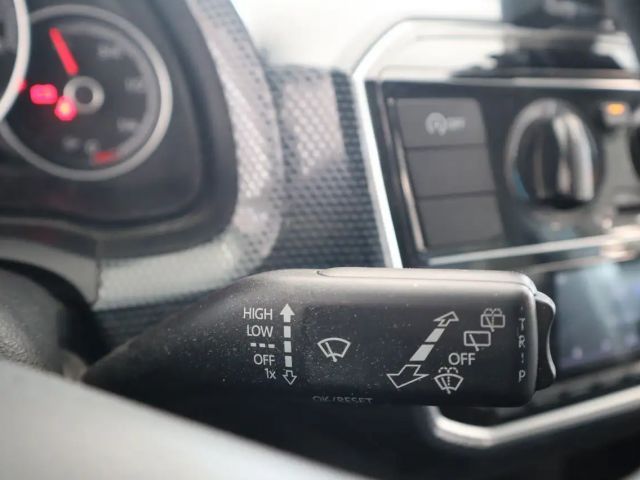 Volkswagen up! /DAB/KAMERA/PDC/BLUETOOTH
