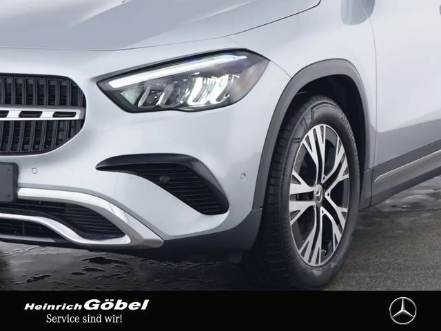 Mercedes-Benz GLA 180 Progressive