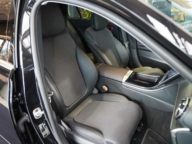 Mercedes-Benz C 220 AVANTGARDE C 220 d Estate