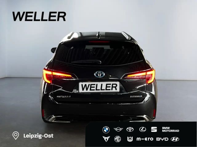 Toyota Corolla Hybride Team D