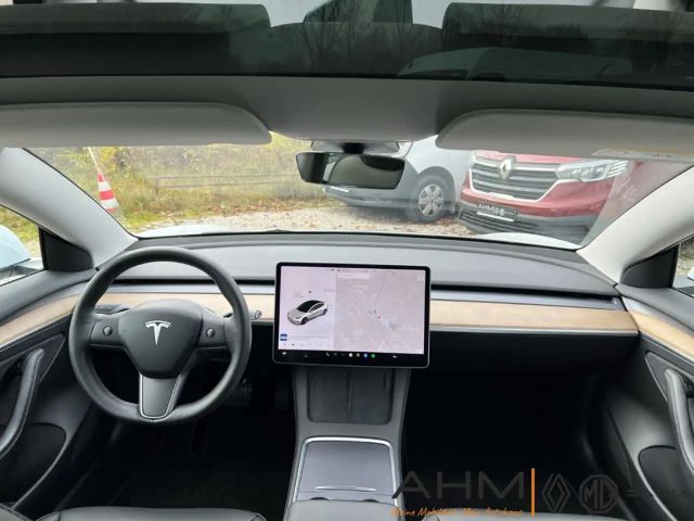 Tesla Model 3 RWD Standard Range