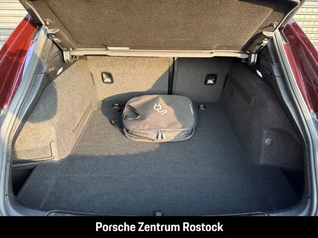 Porsche Taycan 4 Cross Turismo