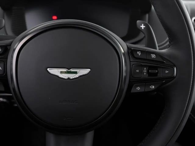 Aston Martin DBX 707