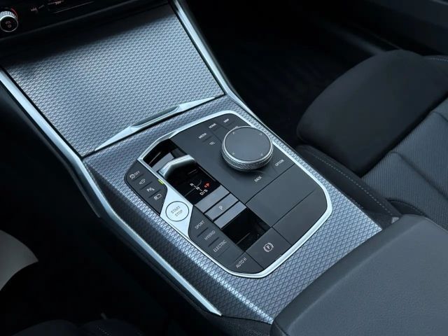 BMW 330 330e M-Sport Touring