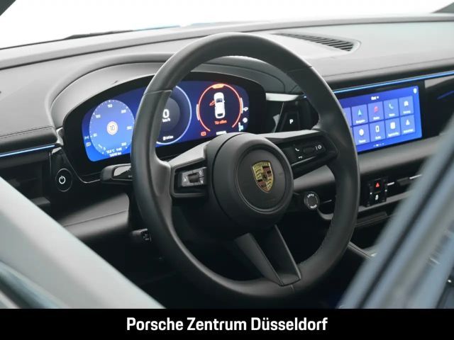 Porsche Macan 4