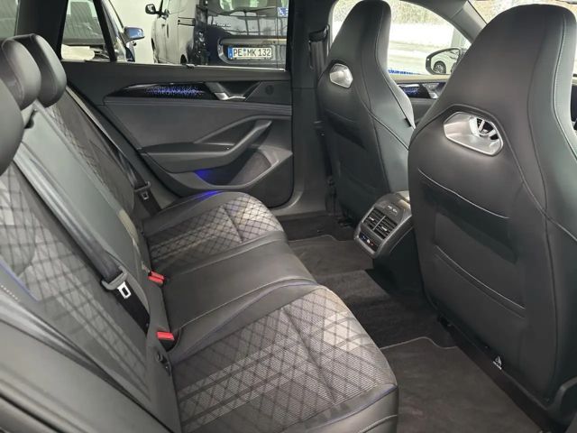 Volkswagen Passat 2.0 TDI DSG R-Line Variant